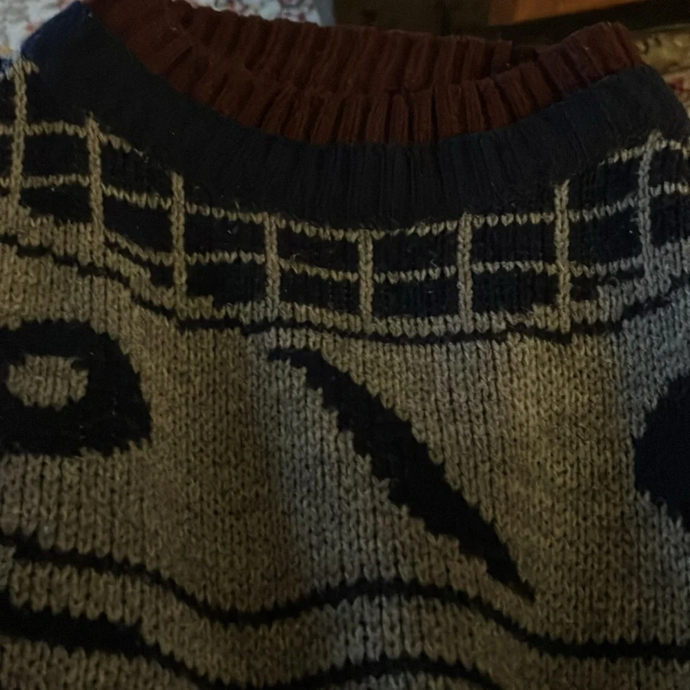 Matt Morgan Men’s Vintage Size M Abstract Blue/grey purple abstract ski sweater.